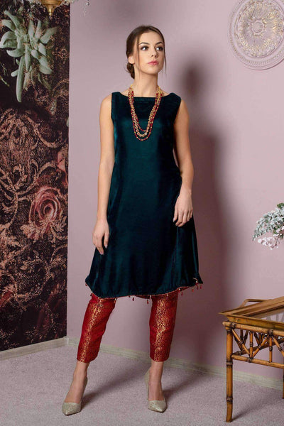 Shop for Pakistani Dresses from Lahore | Maria Nasir